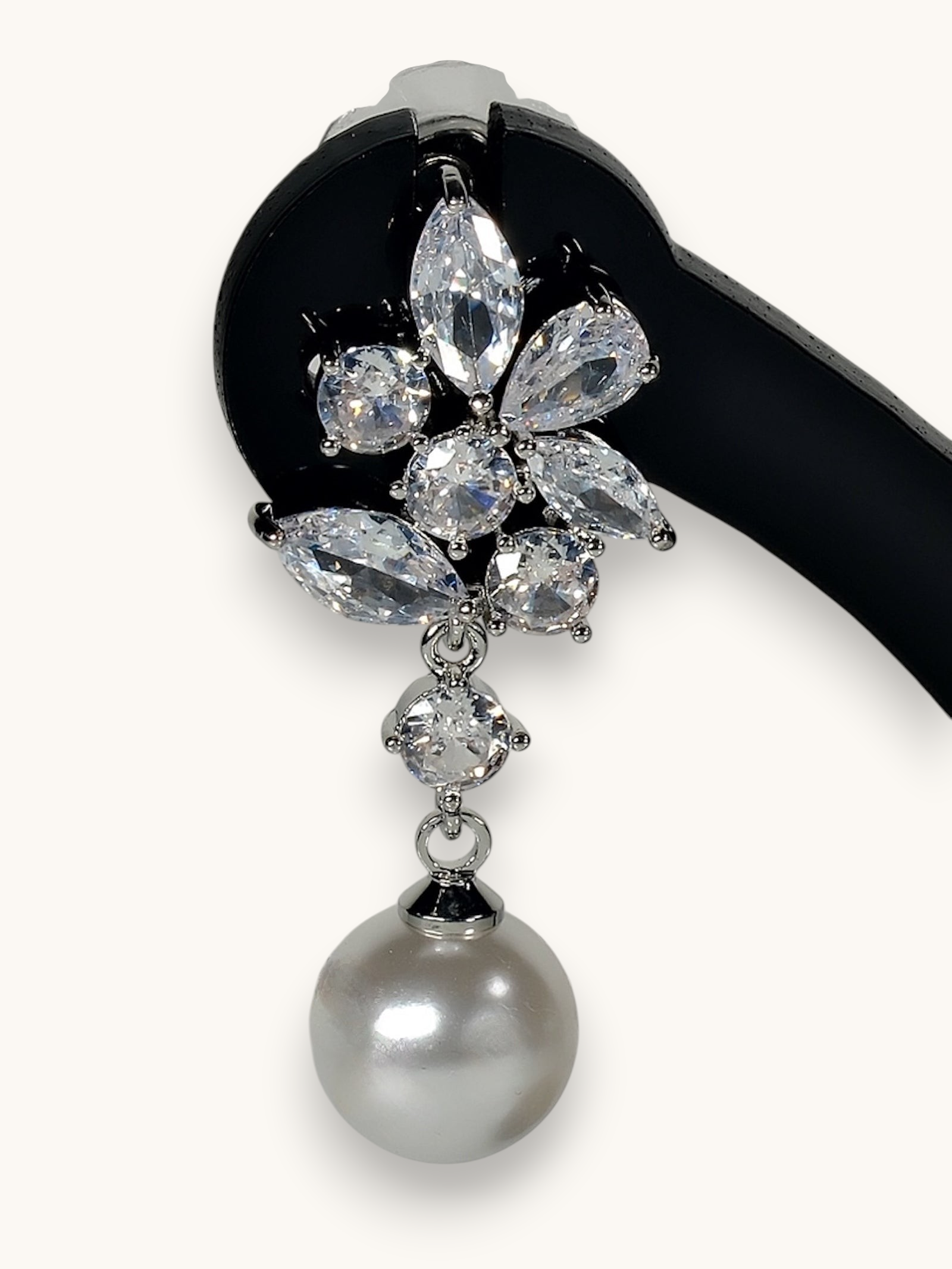 Auskarai "Floral Pearl Drops"