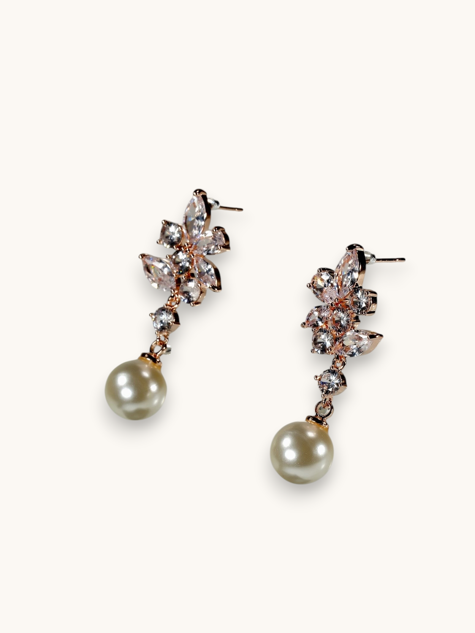 Auskarai "Floral Pearl Drops"