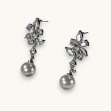 Auskarai "Floral Pearl Drops"