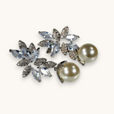 Auskarai "Floral Pearl Dangles"