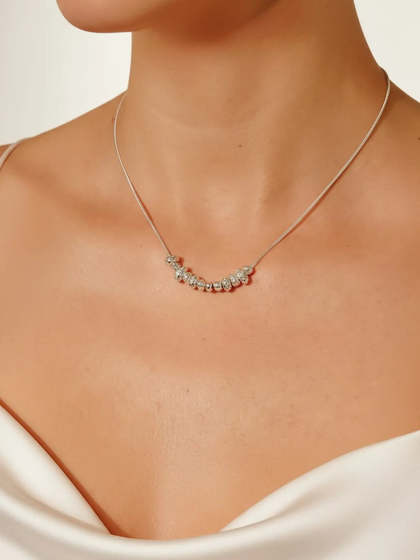 Kaklo papuošalas "Lava Beads"