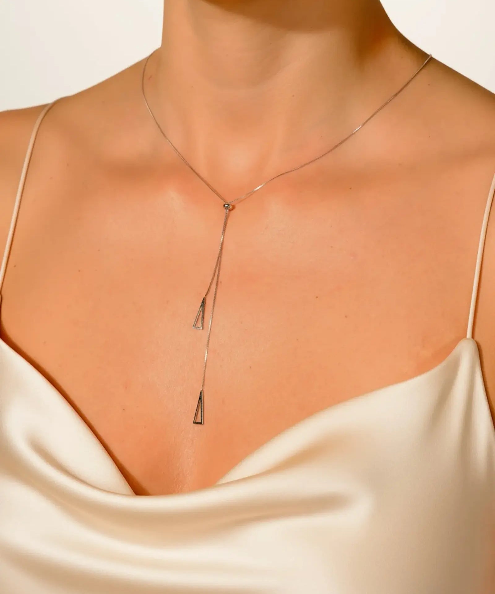 Kaklo papuošalas "Triangle Tassel"