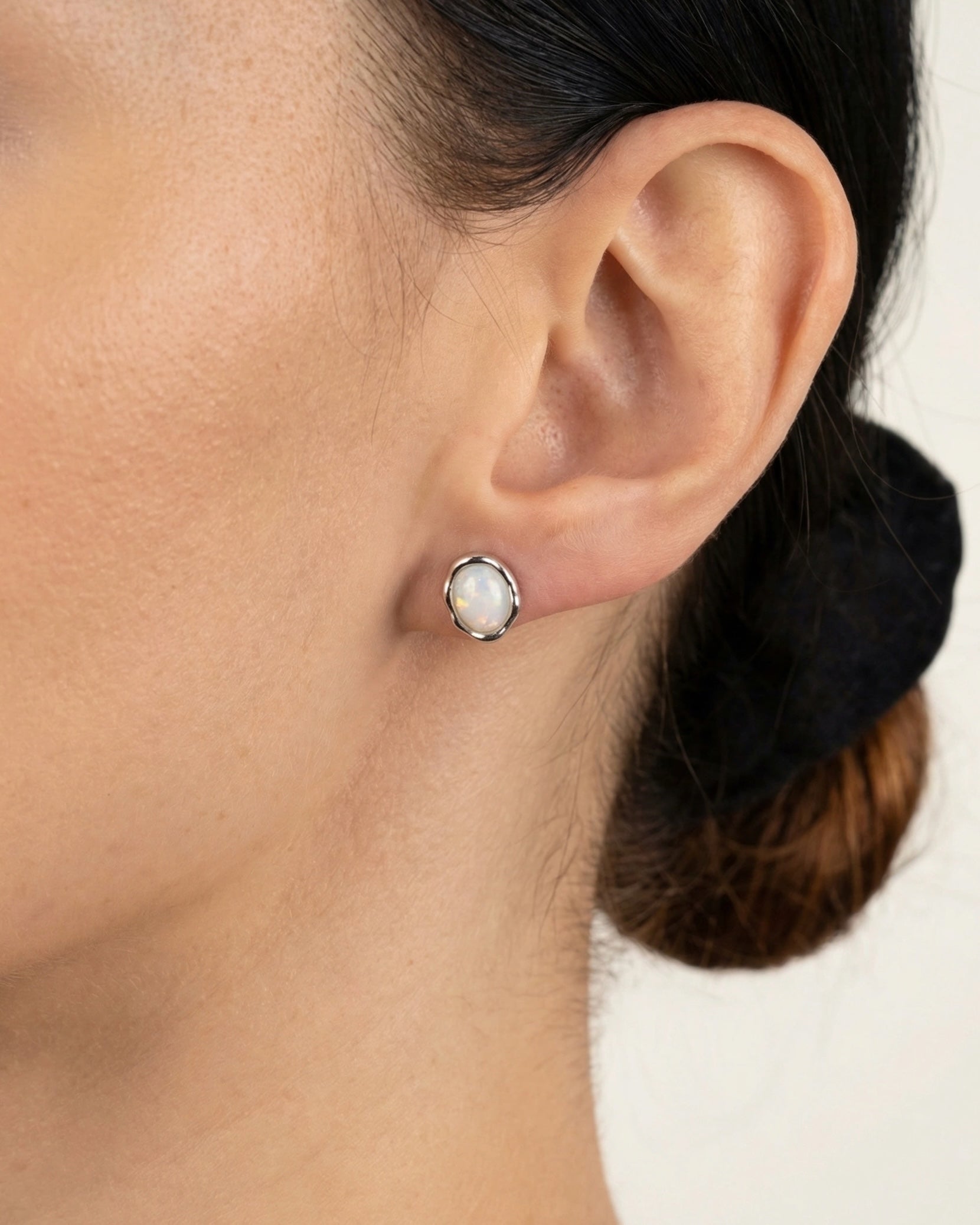 Auskarai Opal Stud — Luxiage