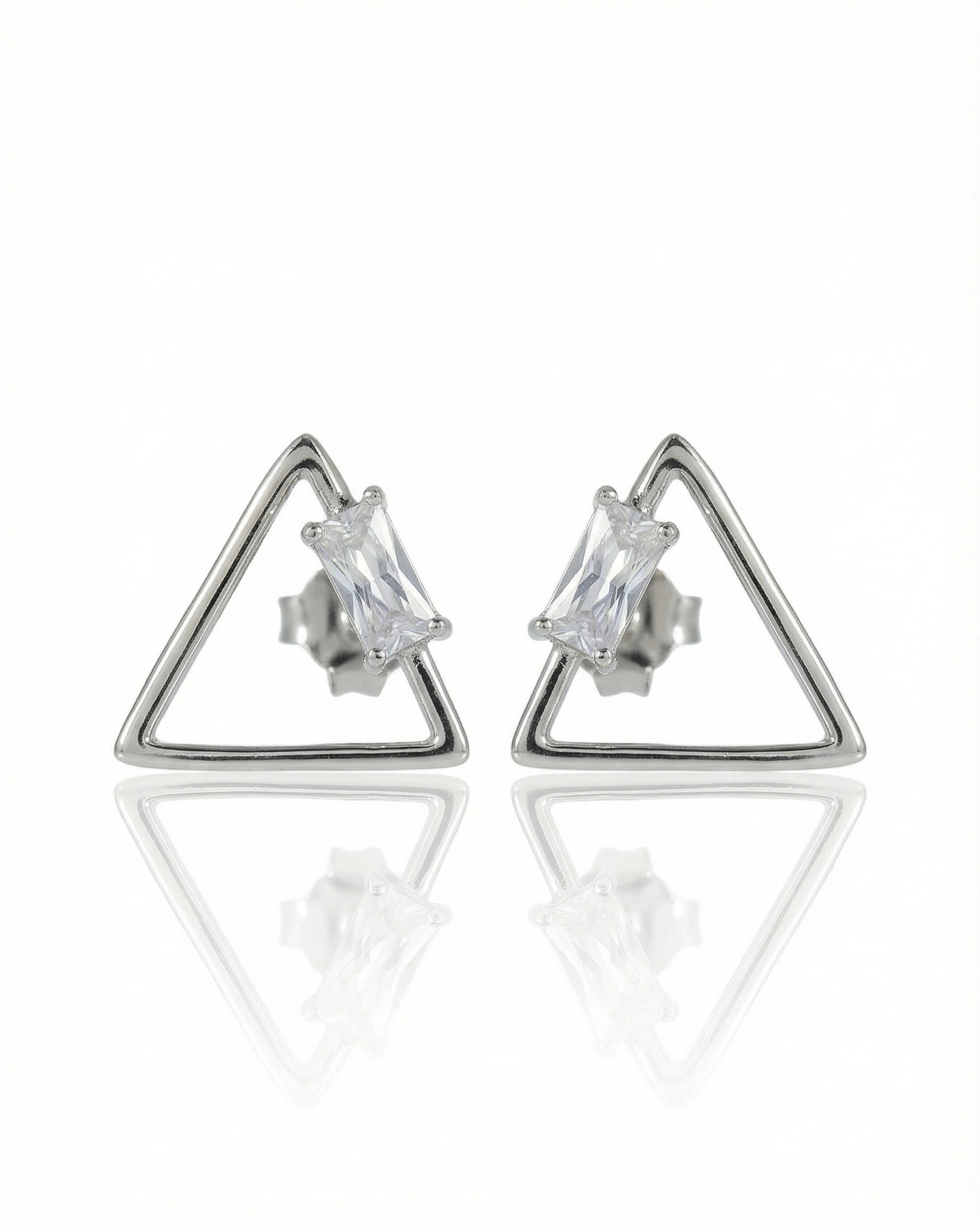 Auskarai Triangle Studs — Luxiage